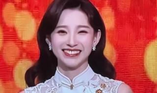 马凡舒首登春晚太美了 马凡舒首登春晚太美了